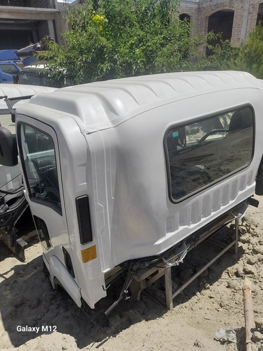 Isuzu kabina snj