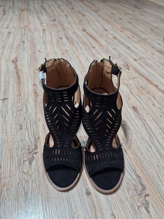 Sandale negre boho