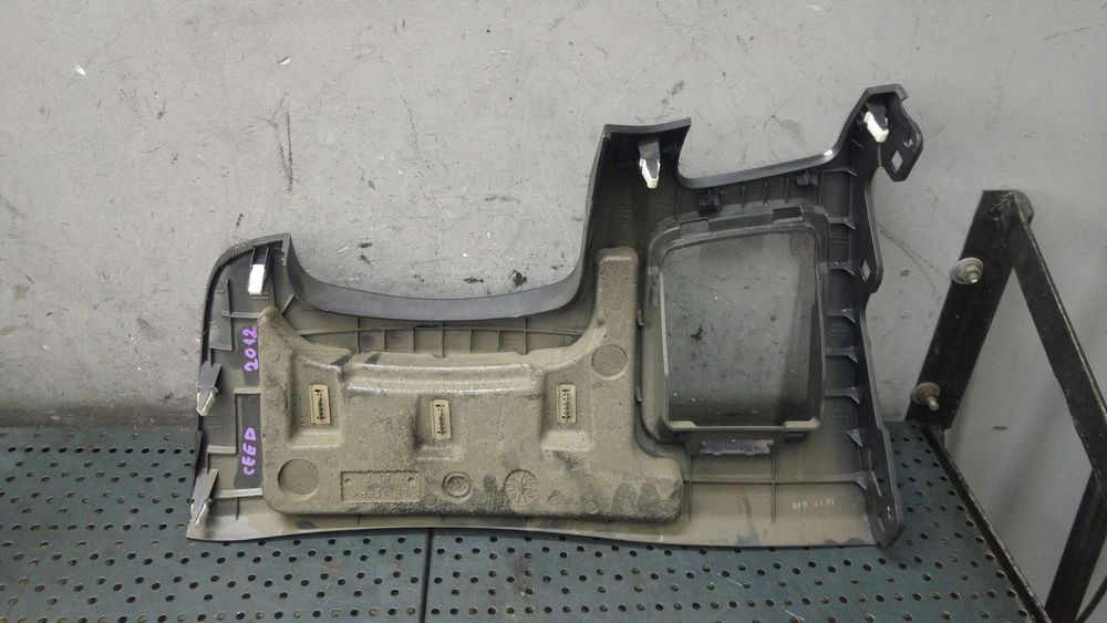 Panou inferior bord kia ceed 2 jd 84754a2000