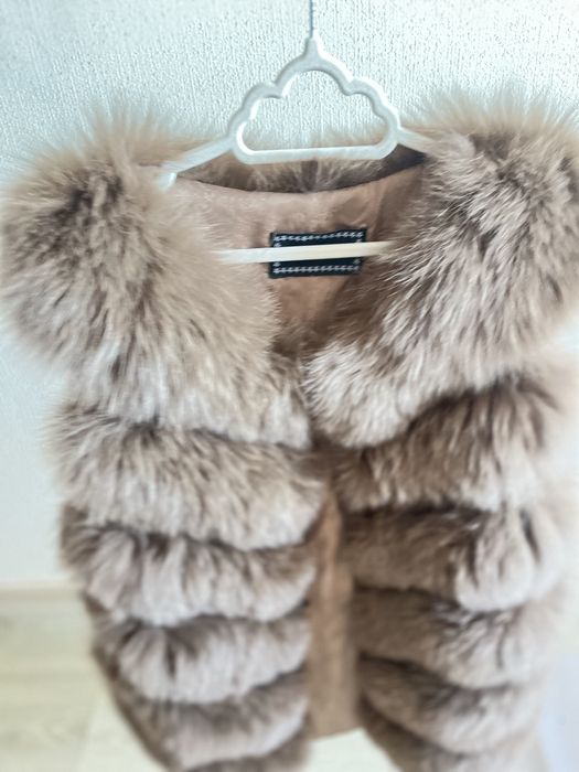 Жилетка/безрукавка