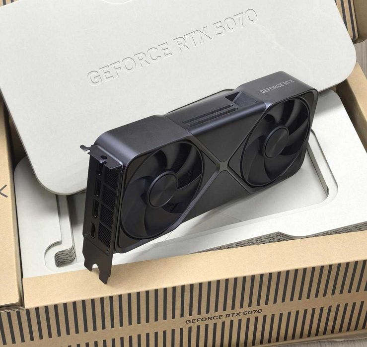 NVIDIA GeForce RTX 5070 Founders Edition