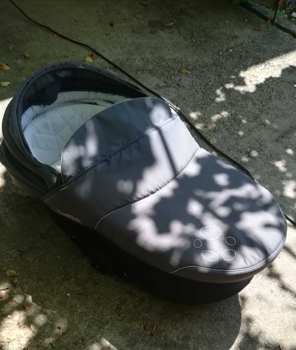 Бебешка  количка Camarello