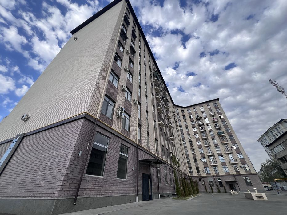 Продается двух этажный пентхаус 174 м2 на улице Баку 89 Яшнабаде.