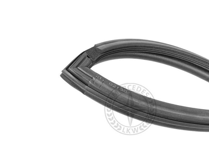 Оригинално Уплътнение задна (трета/пета) врата Mercedes-Benz G-class