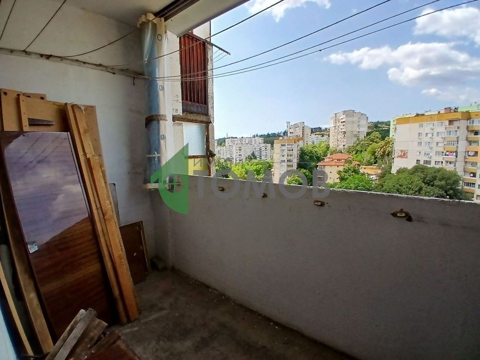 Двустаен апартамент с кухня в Три Чучура-север