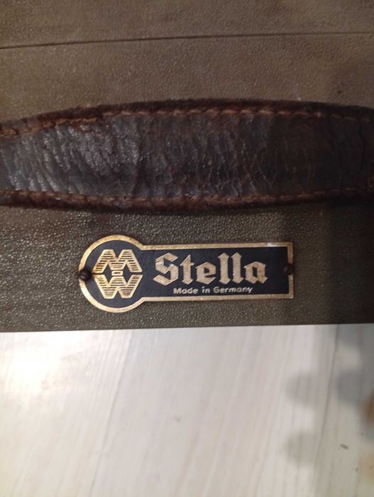 Винтидж немско прожекционно платно Stella – сгъваемо в куфар