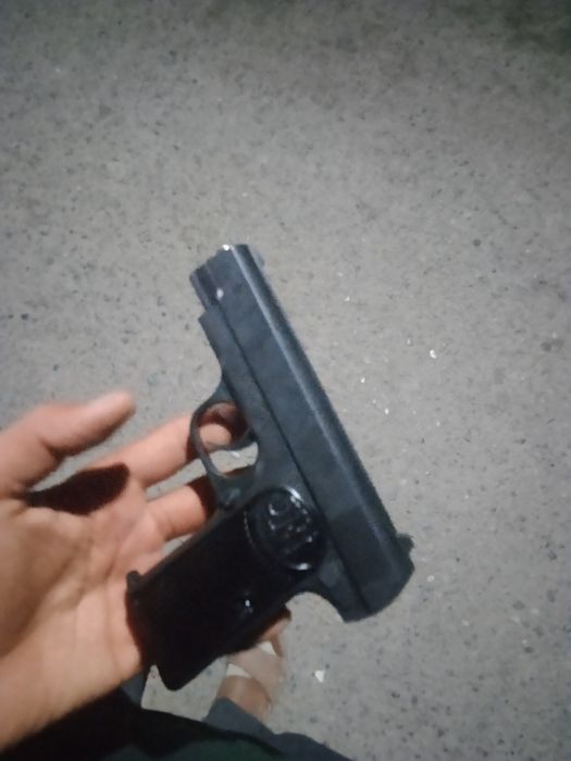 Pistalet M17 sotiladi