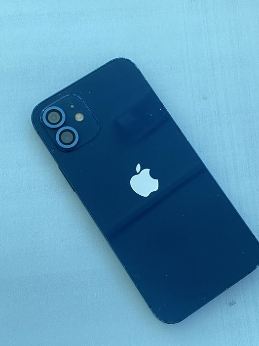 Айфон 12, 128гб памяти