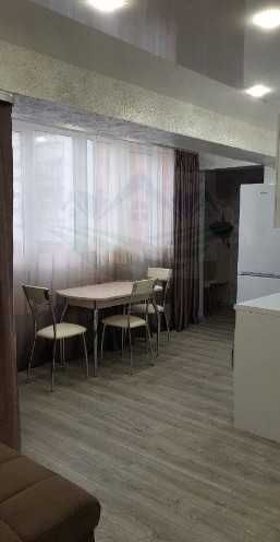 Дава се под наем Тристаен апартамент в Пловдив, Мараша - 87 кв.м за 346.8 € - Снимка #1