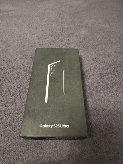 Vand/Schimb Samsung s25 Ultra /256 gb Nou