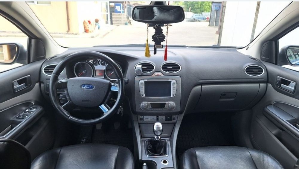 Ford Focus CC Pininfarina