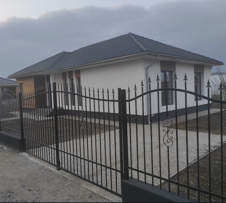 Casa parter  pe 500 mp teren