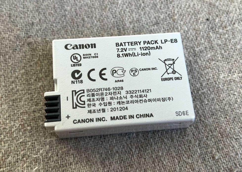 Canon LP-E8 acumulator original 7.2V 1120mAh Li-Ion stare bună