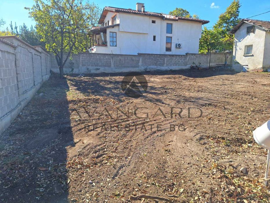 Продава се Къща в с. Белащица, Област Пловдив - 200 кв.м за 915 €/кв.м - Снимка #3