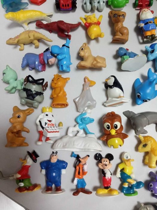 Играчки от шоколадови яйца Kinder