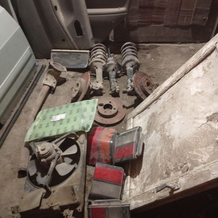 Запчасти. Ваз 2114, рунер, пассат