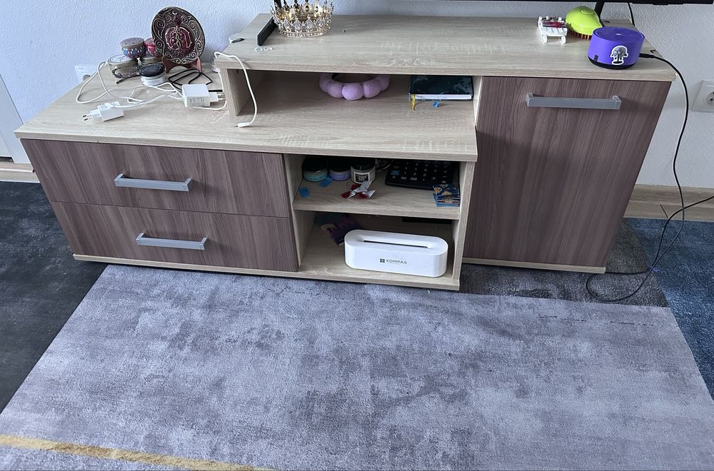 Тумба под телевизор