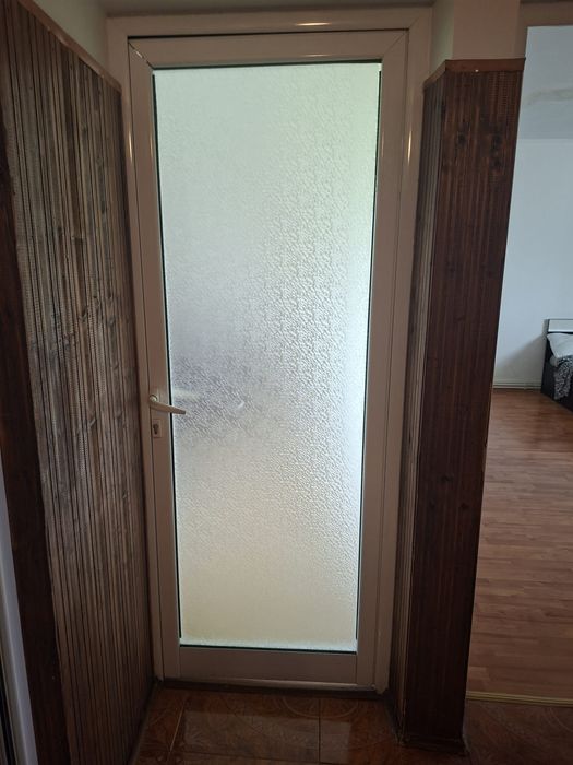 Uși termopan si geamu.ri
