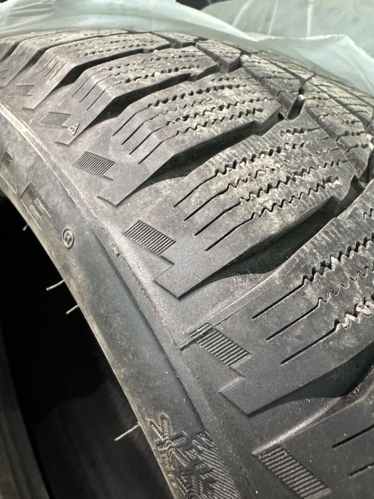 Продам шины  в хорошем состаяние