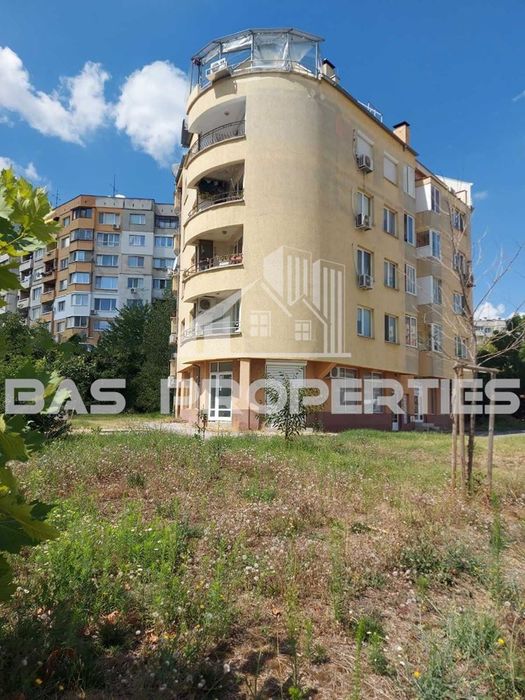 Магазин в София-Овча Купел 2 площ 60