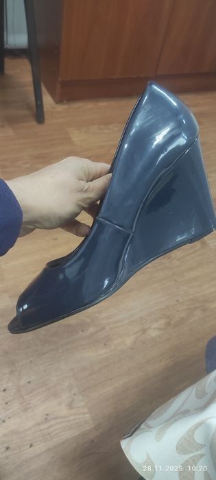 Туфли женские лакированные