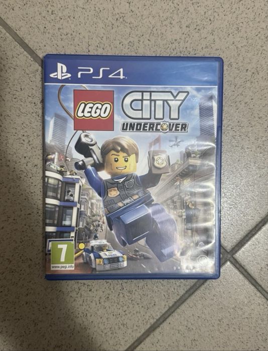 Продавам СПЕШНО PS4 512 gb като нов!!! С 2 джойстика, 11 хубави игри, оригинален кабел за зареждане и безплатна профилактика преди да ви го изпратя.