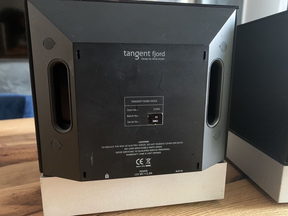 Speaker Dock Tangent Fjord + telecomandă, stare bună