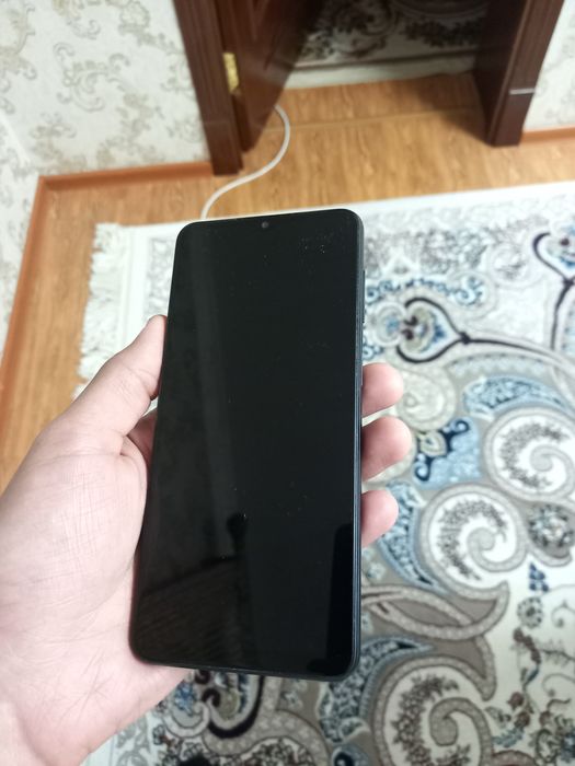 Samsung Galaxy A12 sotiladi holati yaxshi