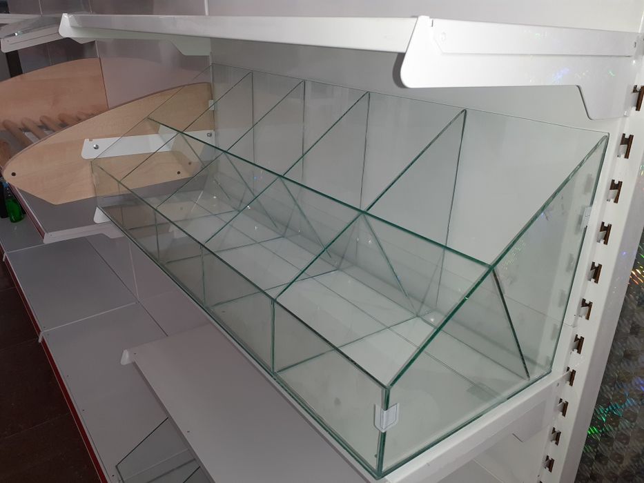 Торговое оборудование.