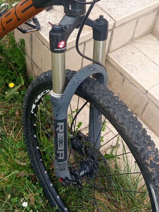 !! URGENT!!Bicicleta CUBE ams 100 full suspension