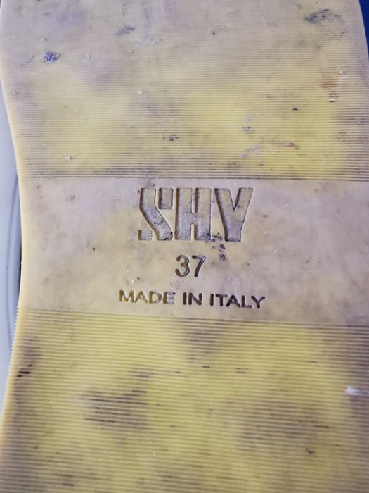 Pantofi SHY 38 superbi, Italia