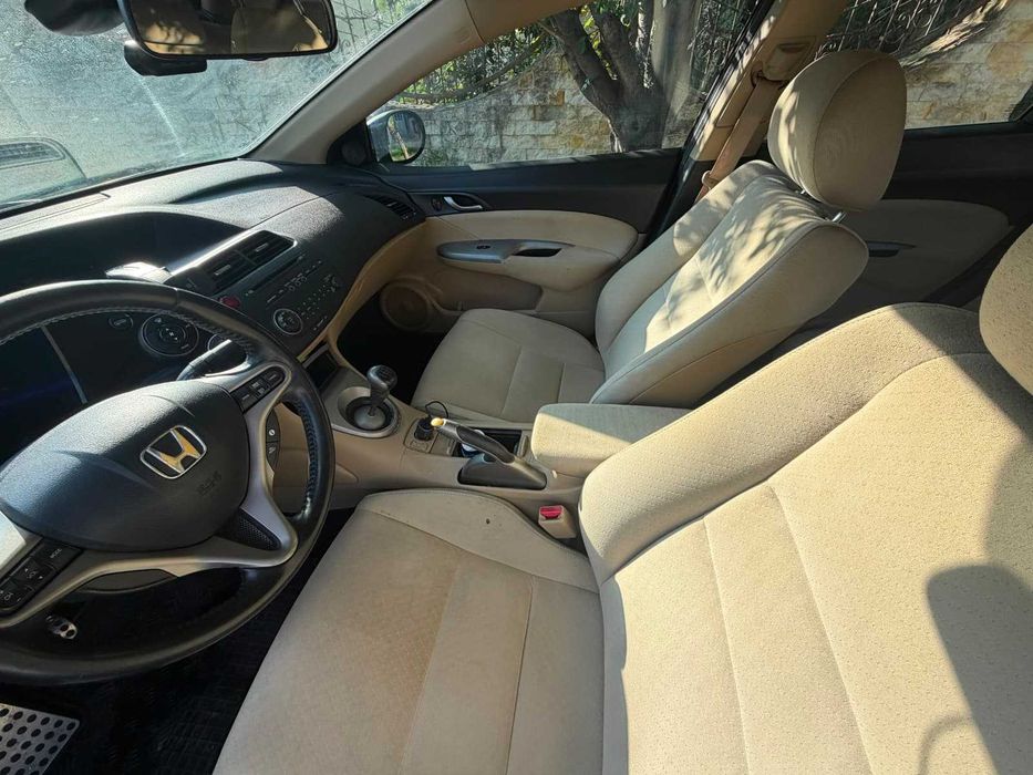 Honda Civic 1.8 i-VTEC 140 CP, 6 trepte, 2008