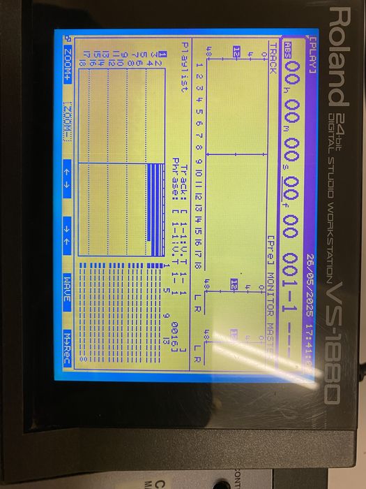 Roland VS-1880 mixer