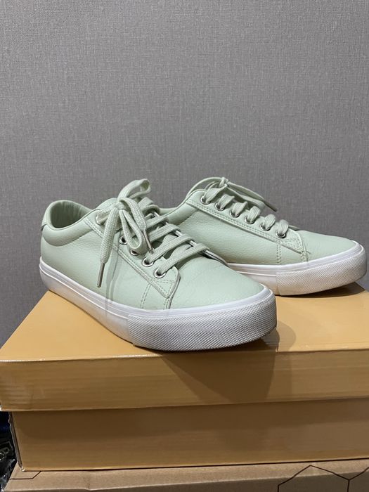 Кроссовки кеды 37