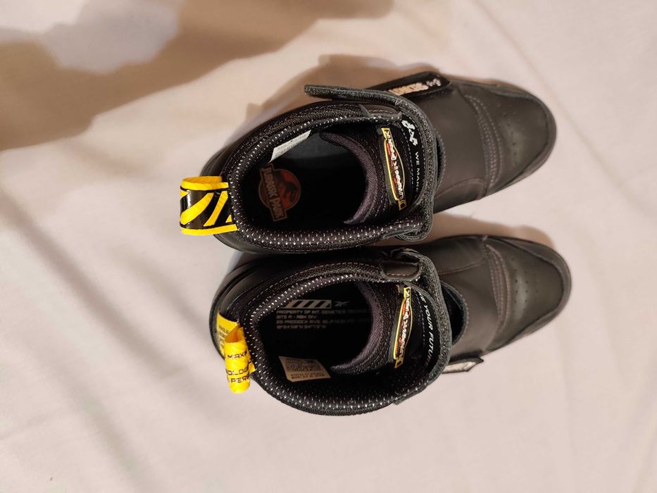 Reebok Jurassic Park stompers 42 Номер