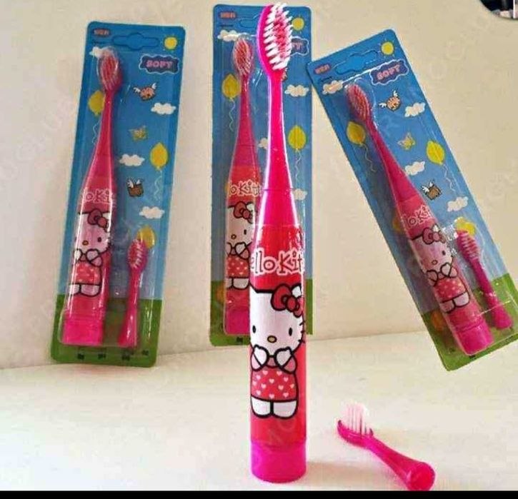 Електрическа четка за зъби с любим герой