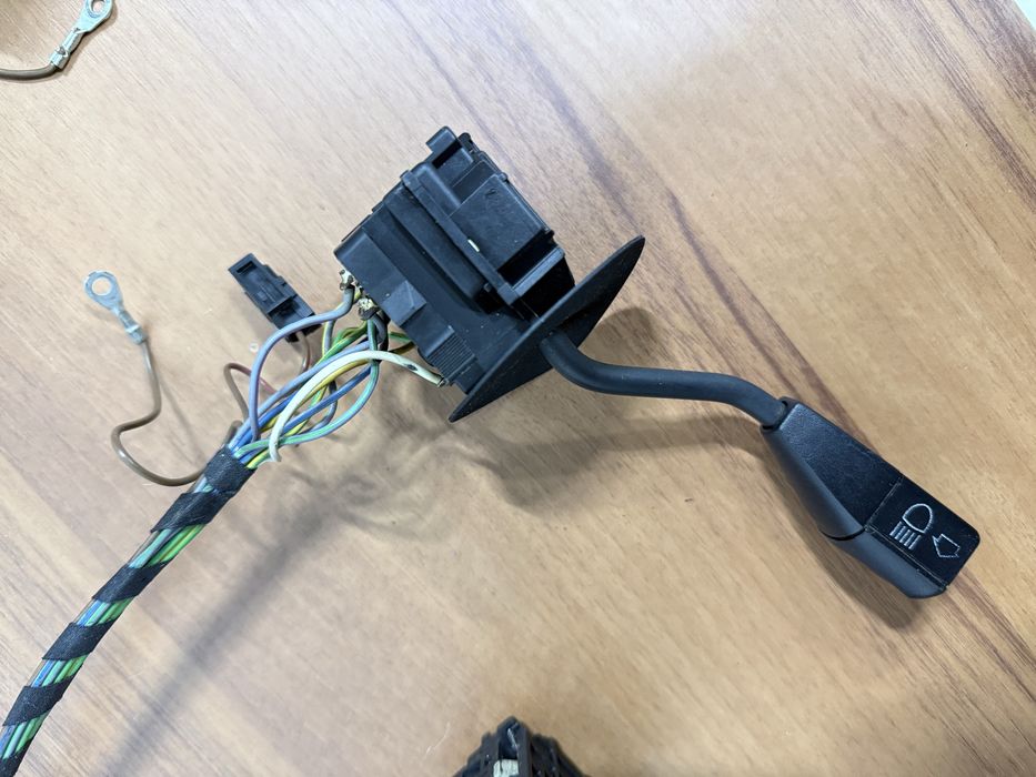 Переключатель поворотников бмв е34