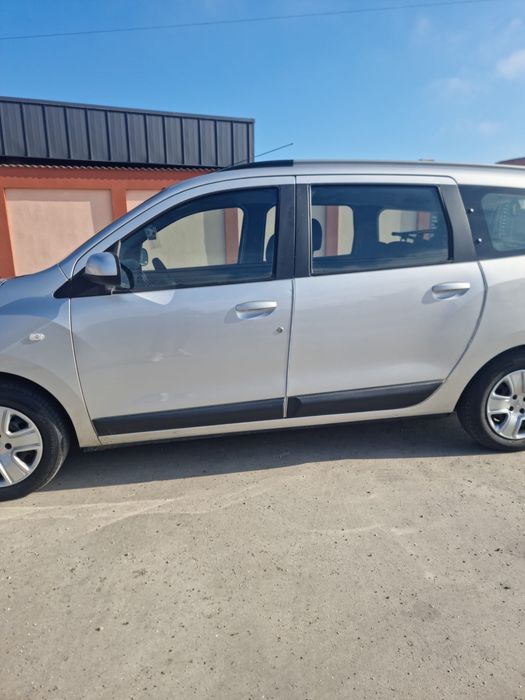 Dacia Lodgy fab 2019 E6 1,5 diesel 110 CP 6 trepte 7 locuri AC