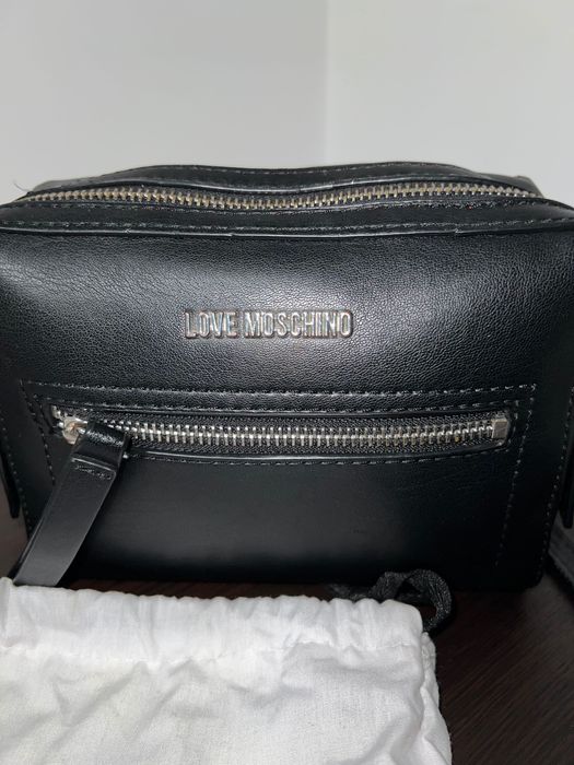 Дамски чанти Guess, Love Moschino