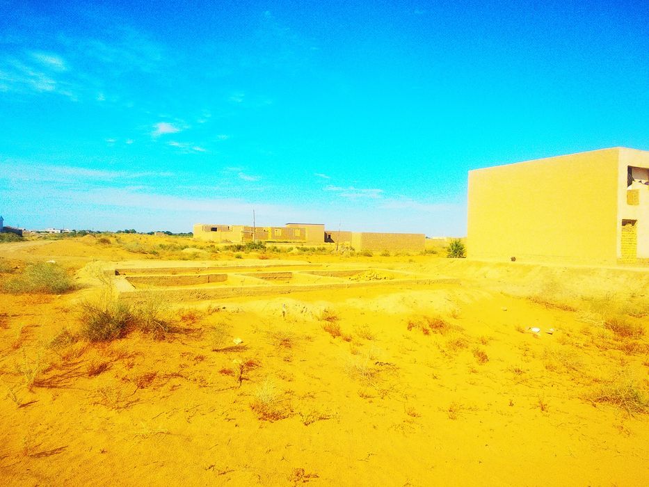 Земля Жой урни Хива учховузда .