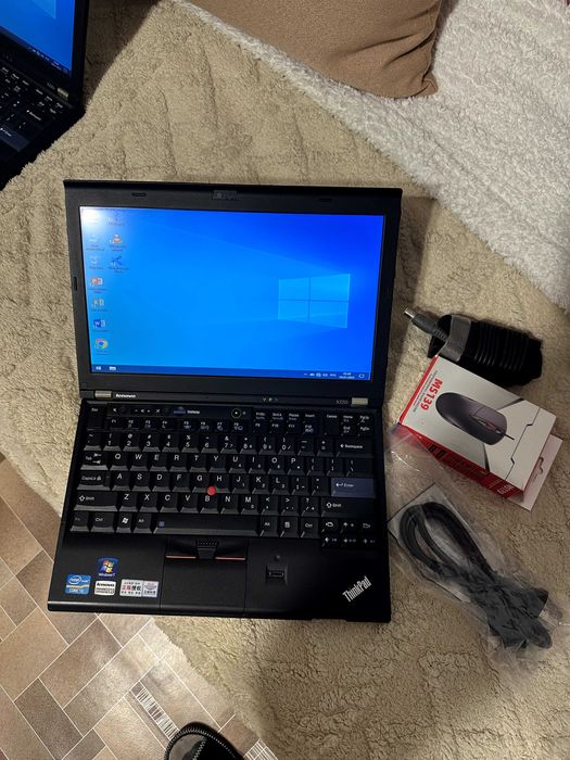 Lenovo Thinkpad X220 i3/120/4