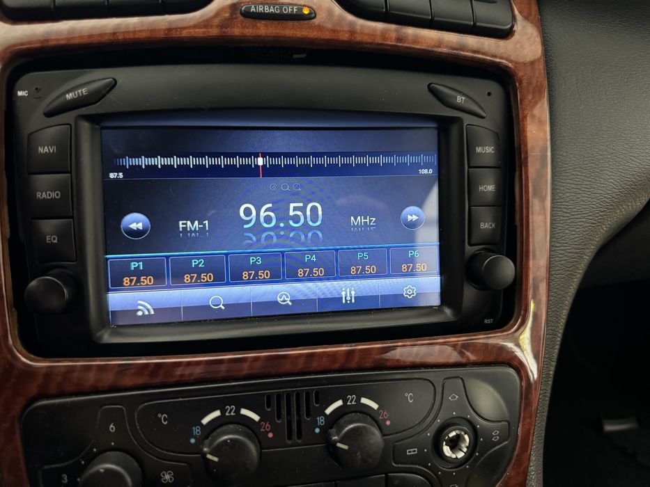 Андроид навигация за Mercedes W203/W209/Vito W639