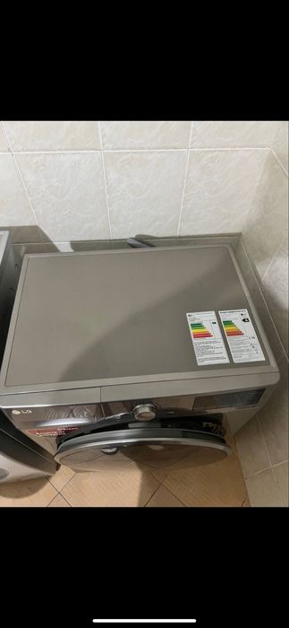 Машинка  автомат LG, 7kg