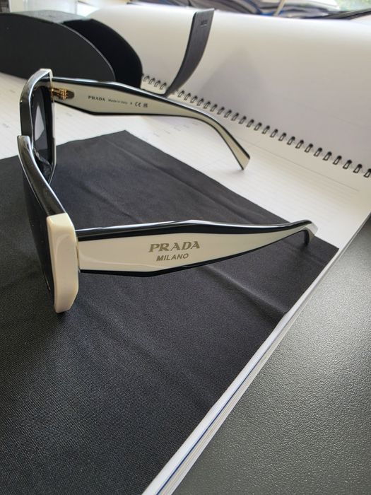 Дамски слънчеви очила PRADA