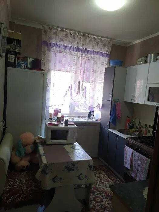 продам 4х комнатную квартиру