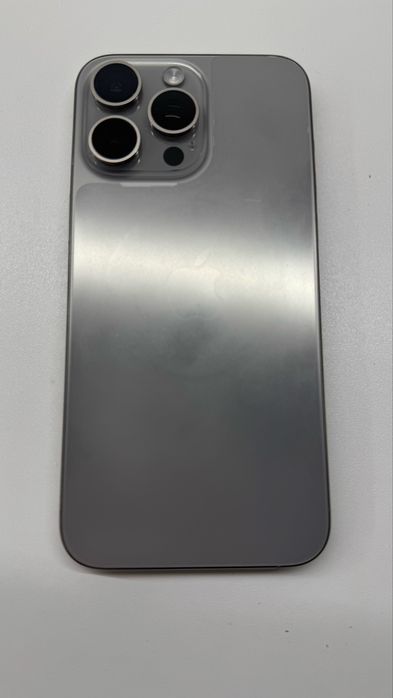 Продам Iphone 15 pro max 256 gb