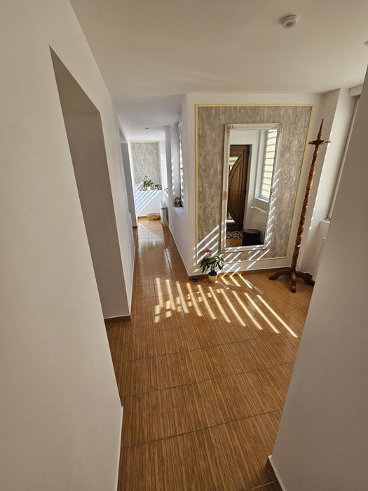 Vând casă în Nima, 420 m², teren 3.800 m²,