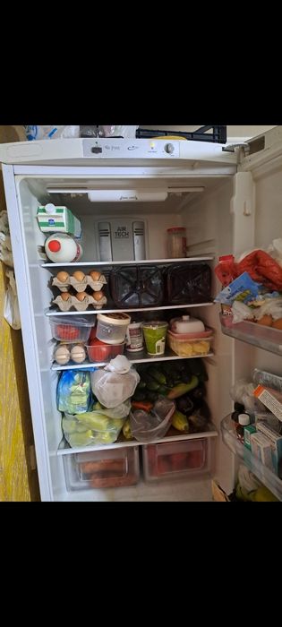 Холодильник Ariston