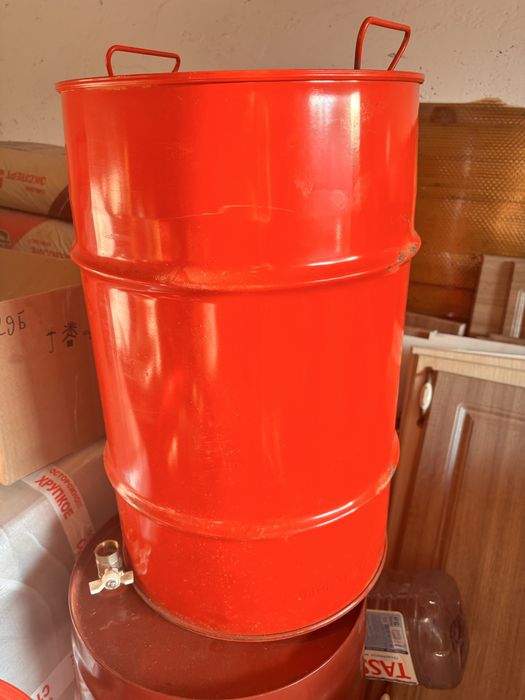 Продам бочки на 50 л б/у