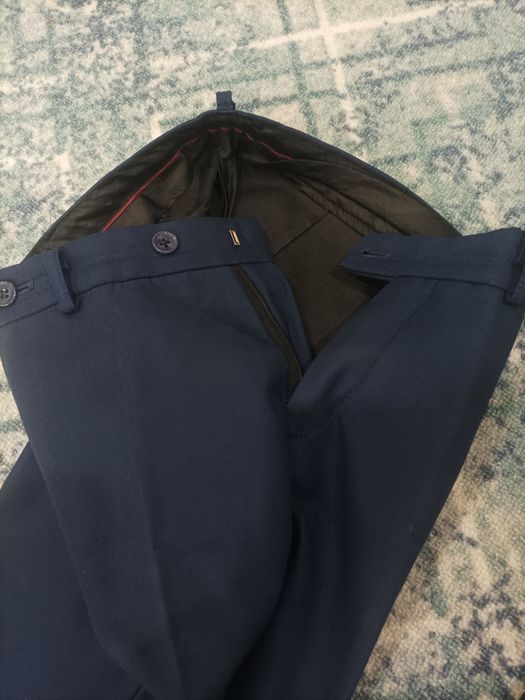 Школьная форма в отличном состоянии